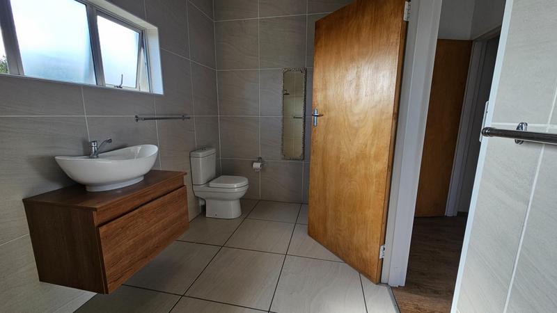 5 Bedroom Property for Sale in Dwarskersbos Western Cape